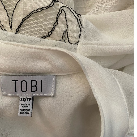 TOBI LACE SHEER LONG-SLEEVED DRESS - Picture 3 of 4